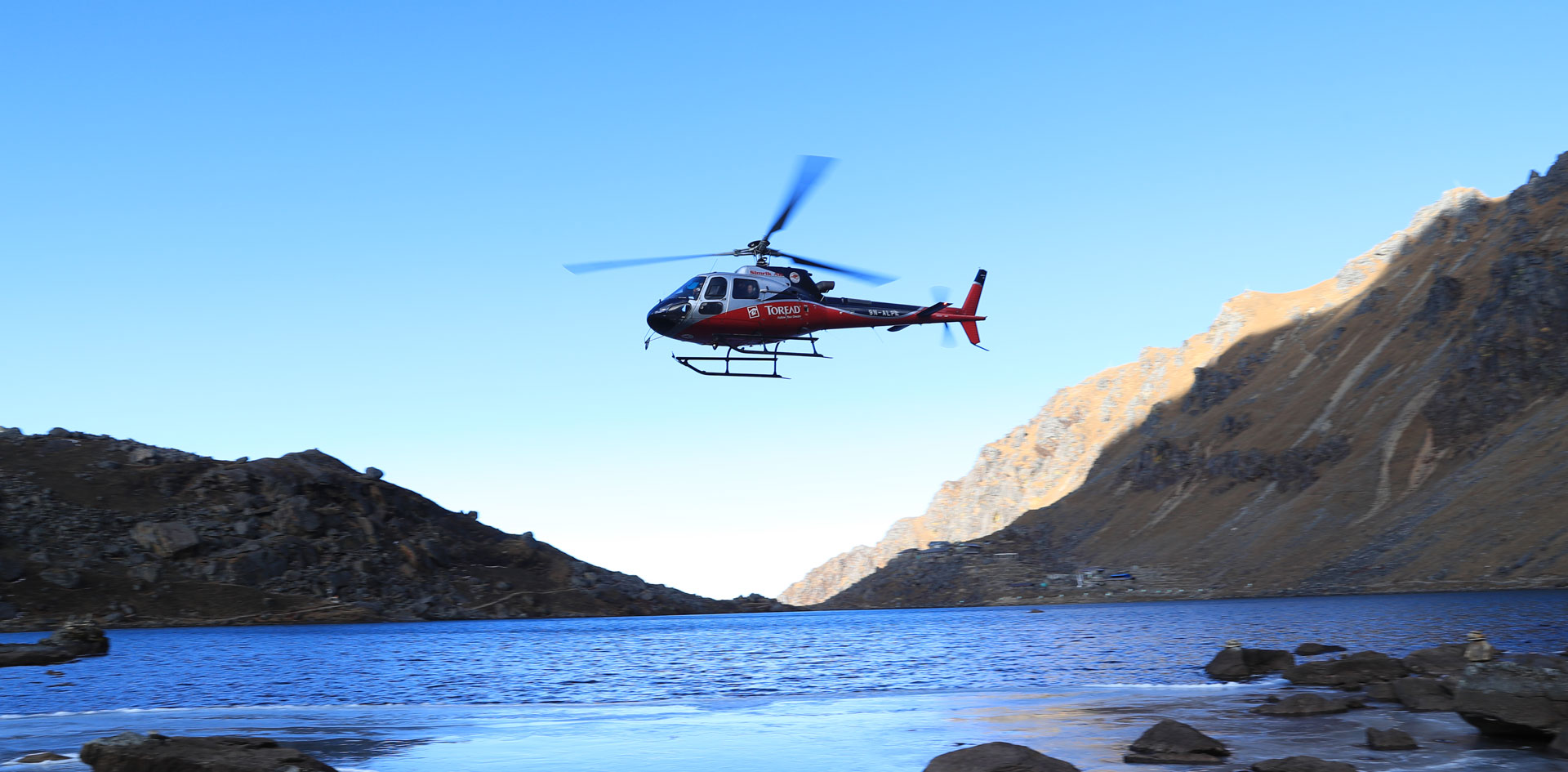 Heli Tour to Gosaikunda