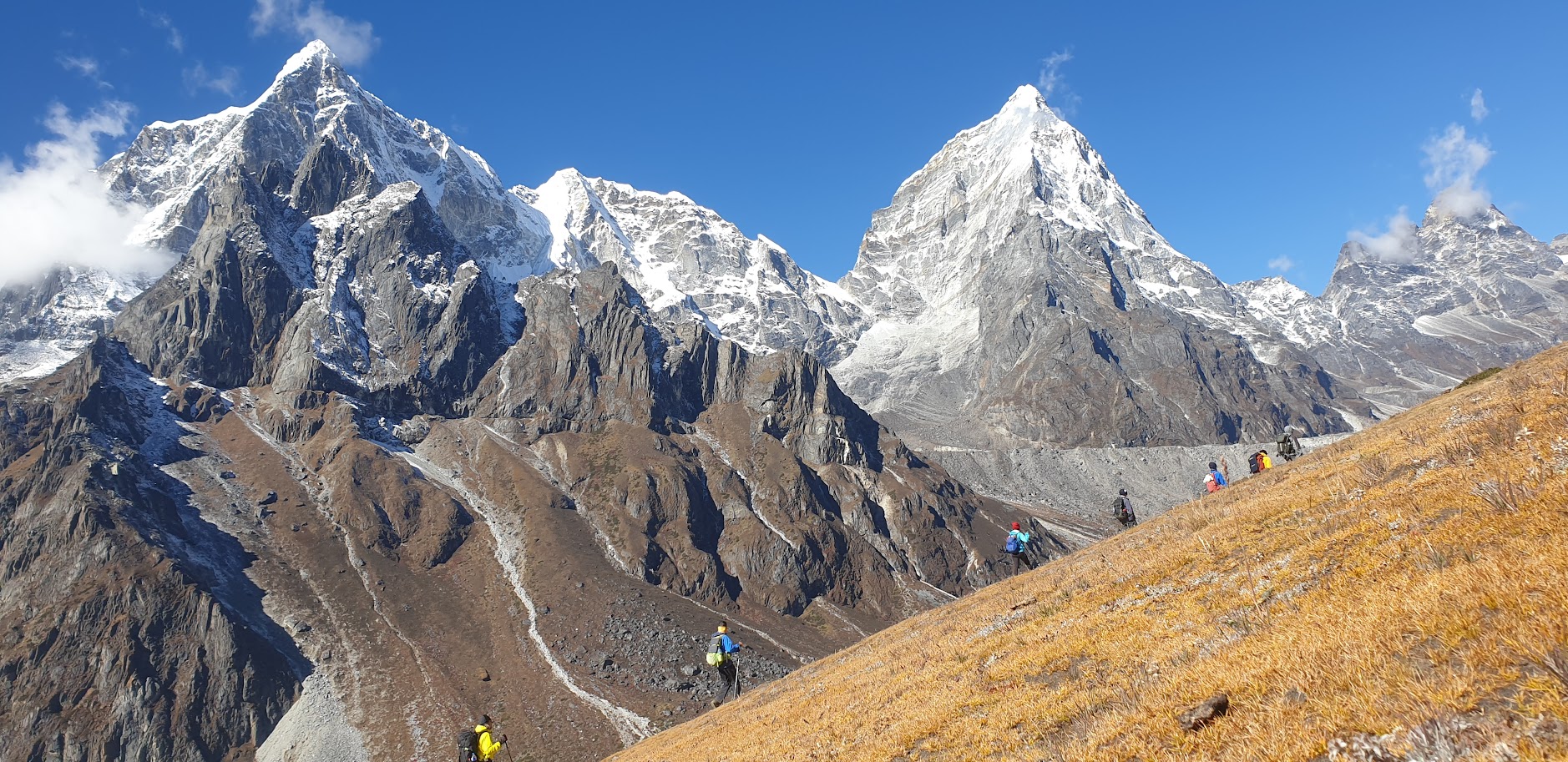 EBC+Chola Pass Trek